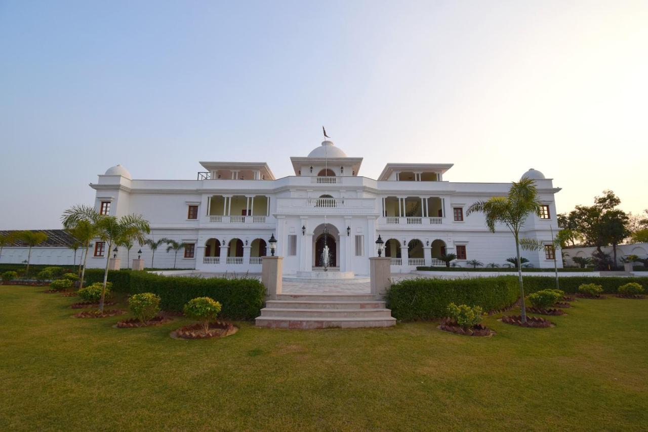 Umaid Farm Resort- A Legancy Vintage Stay In Τζαϊπούρ Εξωτερικό φωτογραφία